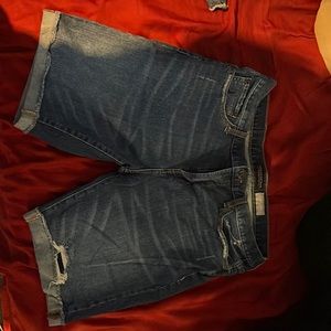 The Aeropostale Cut Off Jean Shorts size 33.